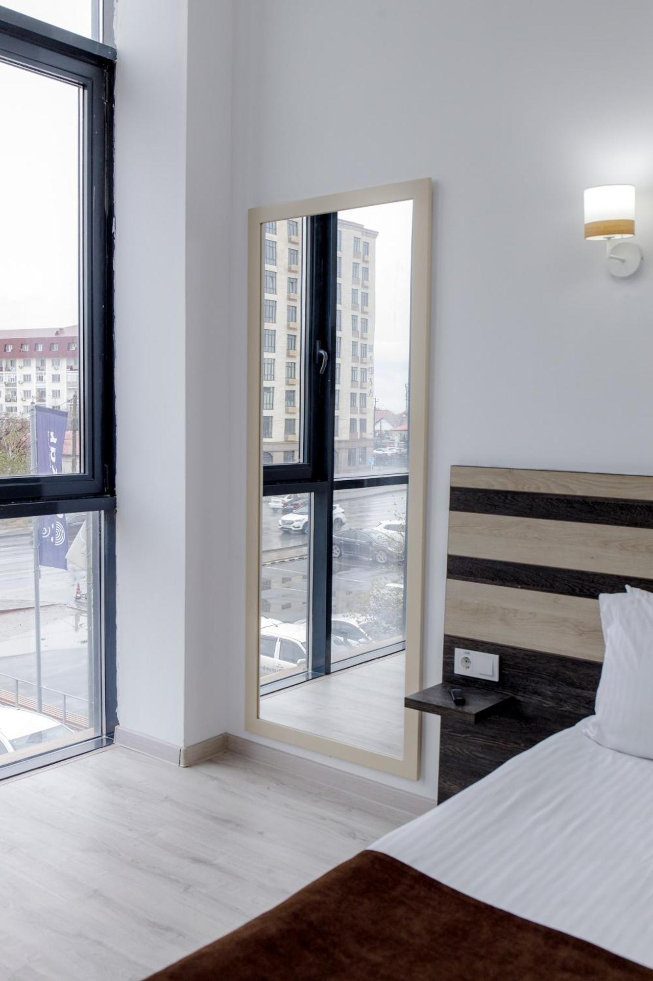 Infinity Plaza Block 1 호텔 Atyraū 외부 사진
